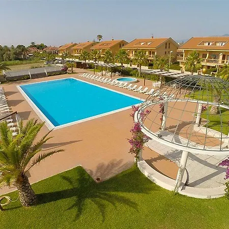 Dei Margi Aparthotel 4*